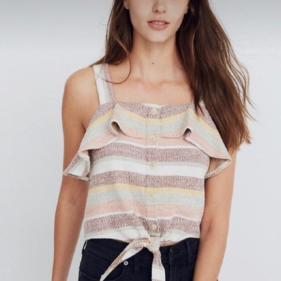 Madewell Tops - MADEWELL Texture & thread ruffle tank, 100% cotton